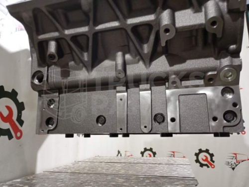 Блок цилиндров Mercedes Benz A5410102105 фото 11