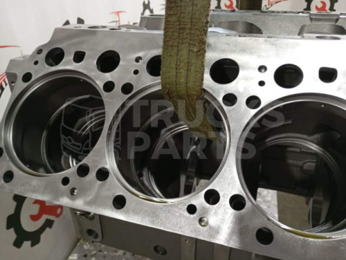 Блок цилиндров Mercedes Benz A5410102105 фото 10